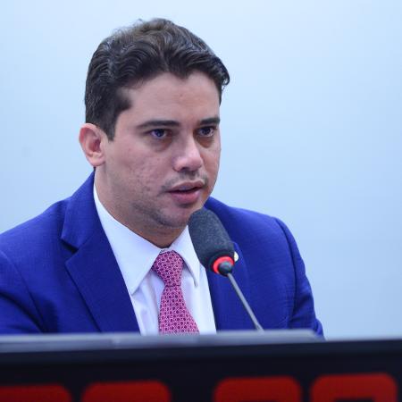 O deputado Júnior Mano (PSB-CE), na Câmara