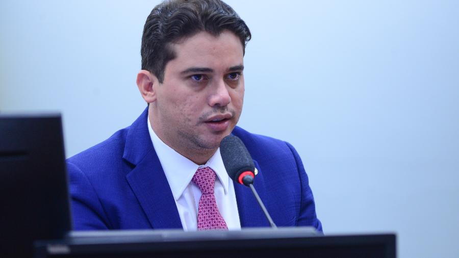 O deputado Júnior Mano (PSB-CE), na Câmara O deputado Júnior Mano (PSB-CE), na Câmara