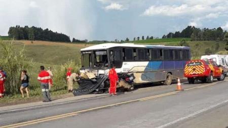 Jogador hamburguense morre em acidente com ônibus de equipe de