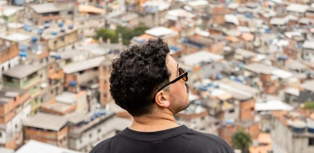 Laje viral na Rocinha vira negócio e atrai turistas do mundo todo