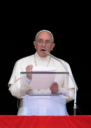 Papa Francisco impulsionou revisão do processo de anulação dos casamentos, cujo resultado foi divulgado hoje - Filipo Monteforte/AFP