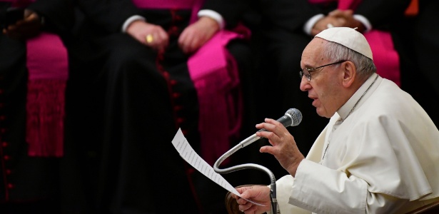 Papa Francisco durante audiência geral no Vaticano - Vincenzo Pinto/ AFP