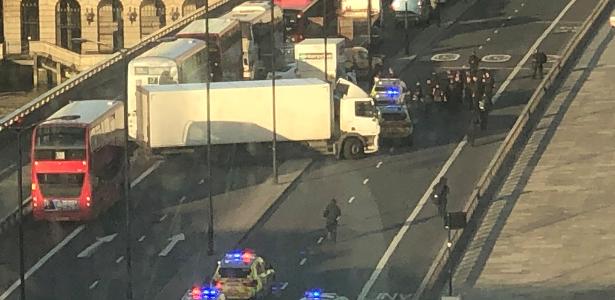 Reino Unido | Polícia detém suspeito de ataque com faca em Londres