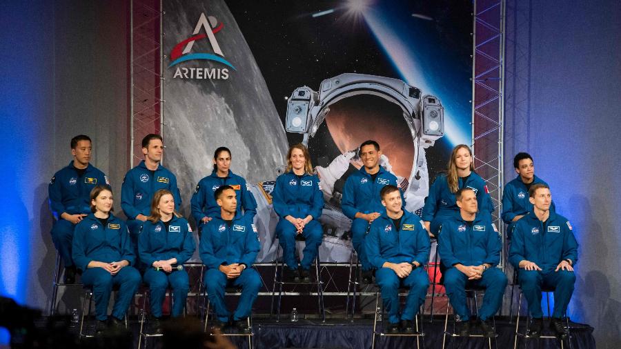 Grupo de 13 astronautas é o primeiro a se formar no programa Artemis - Mark Felix / AFP