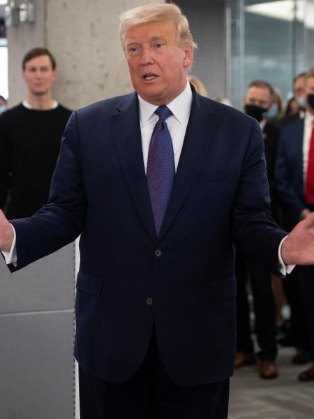 Donald Trump durante visita à sua sede de campanha - Saul Loeb/AFP