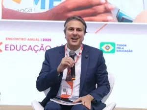 Camilo Santana diz que governo já tem recursos para garantir o Pé-de-Meia em 2025