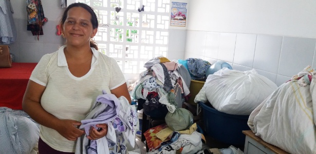 Lúcia Ferreira, mãe de seis filhos, trabalha como lavadeira: "Nas roupas, enxergo oportunidade de dias melhores para meus filhos" - Colaboração para o UOL