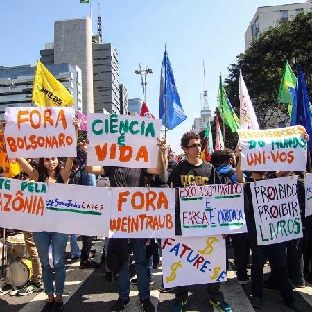 7.set.2019 - Protesto contra bloqueios no orçamento da Educação e contra o presidente Bolsonaro em São Paulo - Reprodução/Twitter
