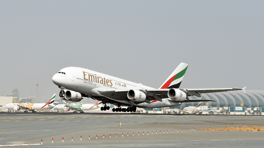 A380 da Emirates voltou a ter voos comerciais - Divulgação/Emirates