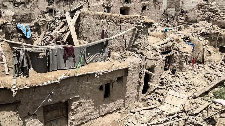 Destroyed houses after the earthquake in Afghanistan - Getty Images - Getty Images