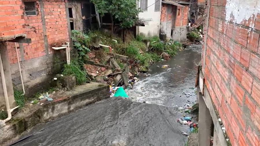 Prefeitura previa piscinões no córrego Zavuvus, mas apenas a galeria do túnel linear foi entregue