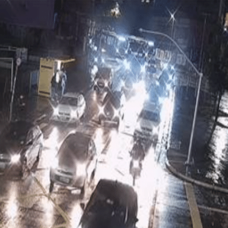 Congestionamento na Avenida Brigadeiro Faria Lima, às 19h40