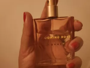 Arrancou elogios: perfume para cabelos da Braé virou parte da rotina