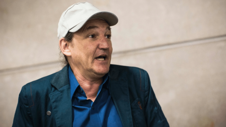 Marquito é internado após acidente