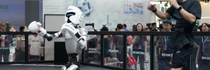 Fabricantes chineses de robôs buscam transformar entusiasmo em trabalho útil (Foto: Zhang Chenlin/Xinhua)