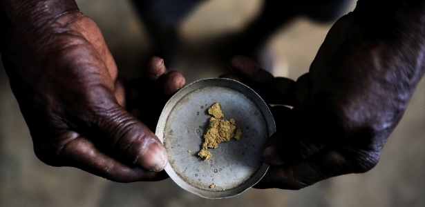 Garimpo atuava na extração de ouro dentro da terra indígena Kayapó - Nacho Doce/Reuters