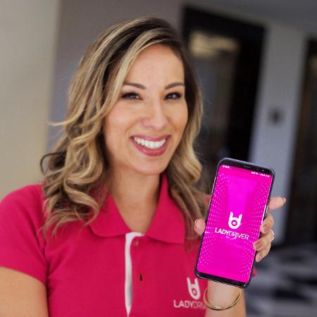 - gabryella correa lady driver 1552500980827 v2 450x450 - Lady Driver, app de transporte para mulheres, busca financiamento coletivo Divulgação - gabryella correa lady driver 1552500980827 v2 450x450 - Lady Driver, app de transporte para mulheres, busca financiamento coletivo