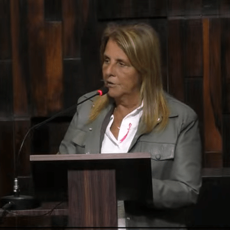 A deputada estadual Lucinha (PSD), no plenário da Alerj; ela foi afastada hoje do cargo pela Justiça 