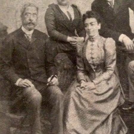 Detalhe de fotografia de família com Franklin Dória e Amandinha. Sem data e sem local. 