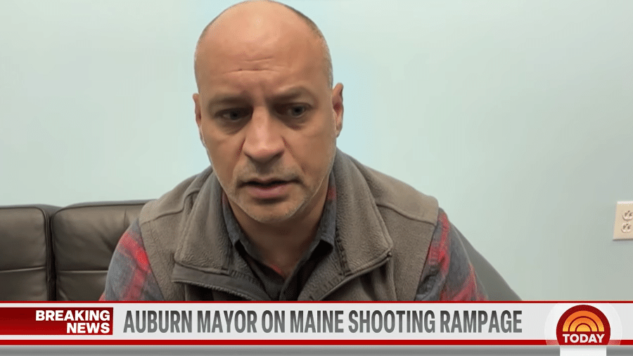 Prefeito de cidade vizinha ao tiroteio nos EUA concede entrevista 