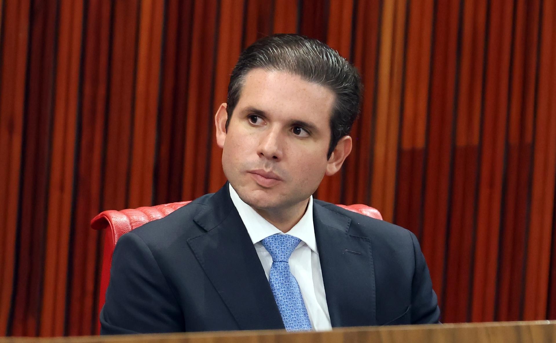 Motta sofre pressão do mercado financeiro para derrubar novo IOF