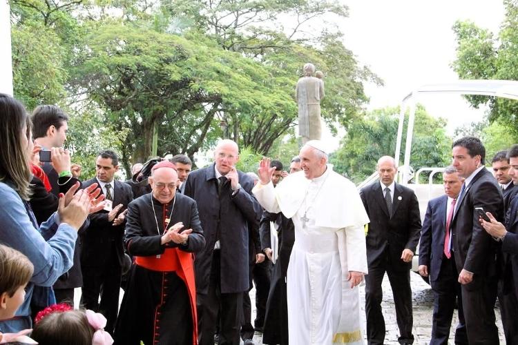 Passagem do papa Francisco na Pousada Bom Jesus, em Aparecida Passagem do papa Francisco na Pousada Bom Jesus, em Aparecida