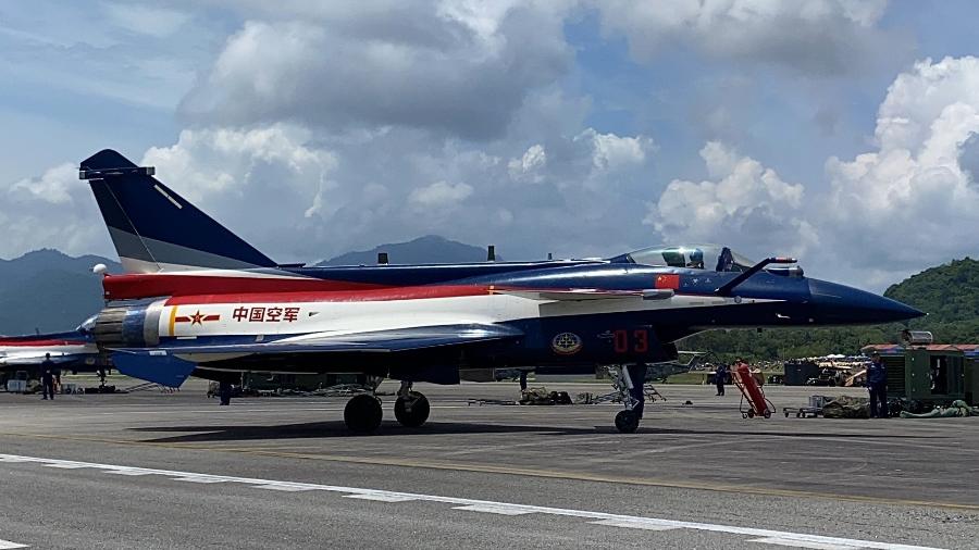 O caça chinês Chengdu J-10C, em imagem de 2023 O caça chinês Chengdu J-10C, em imagem de 2023