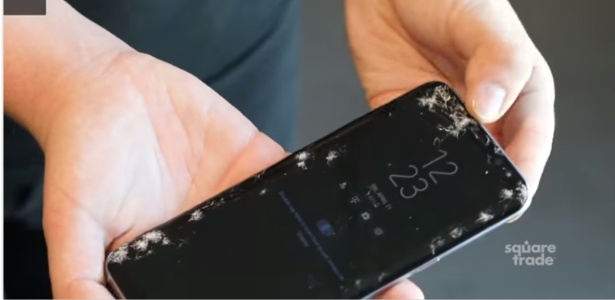 Testes mostraram que o celular Galaxy S8 é bem frágil - Reprodução