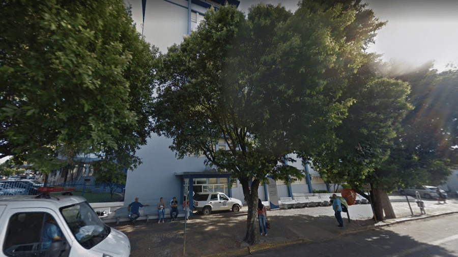 Fachada da Santa Casa de Araçatuba, onde médico foi mordido por paciente e teve parte do rosto arrancada - Reprodução/Google Maps