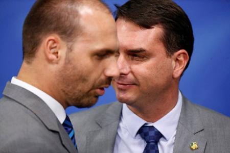 Eduardo e Flávio Bolsonaro Eduardo e Flávio Bolsonaro