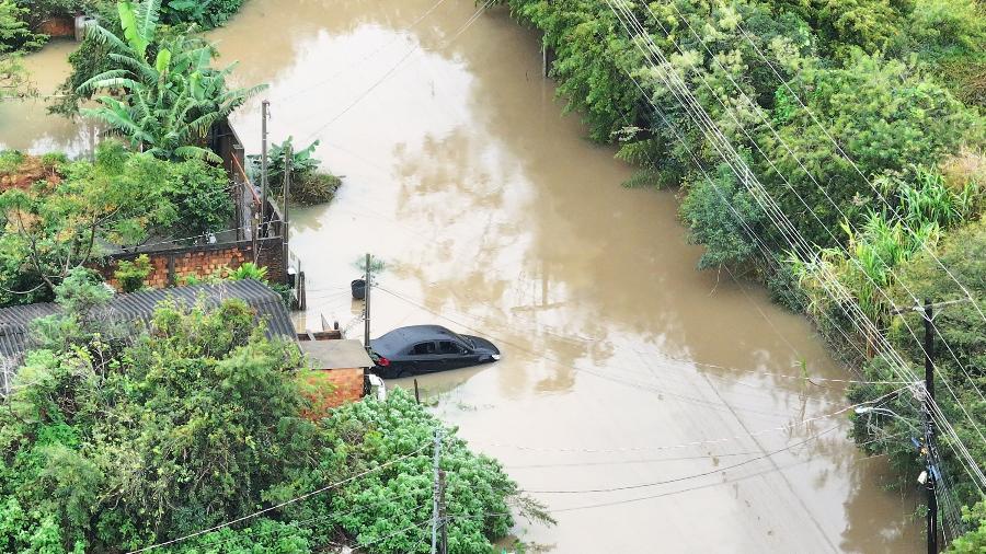 Chuvas deixam pelo menos 29 mortos no RS
