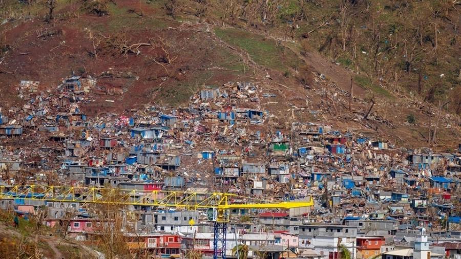 Cidade de Mamoudzou foi uma das afetadas pelo ciclone que passou por Mayotte