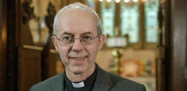"Cheguei a duvidar de Deus", diz líder da Igreja Anglicana sobre ataques em Paris - BBC