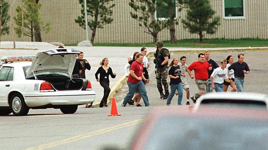 Até 2012, o massacre de Columbine era o ataque mais mortífero em escolas da história dos EUA - Mark Leffingwell/AFP