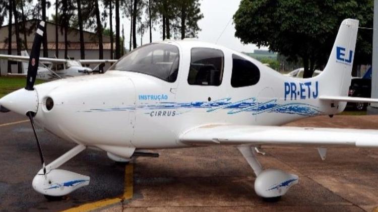O Avião de pequeno porte, matrícula PR-ETJ, que caiu hoje em Belo Horizonte. Ele foi vendido em 15 de julho deste ano - Mercado do Avião/Divulgação