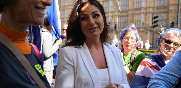 6 em uma semana | Mulheres renunciam no parlamento britânico após ameaças