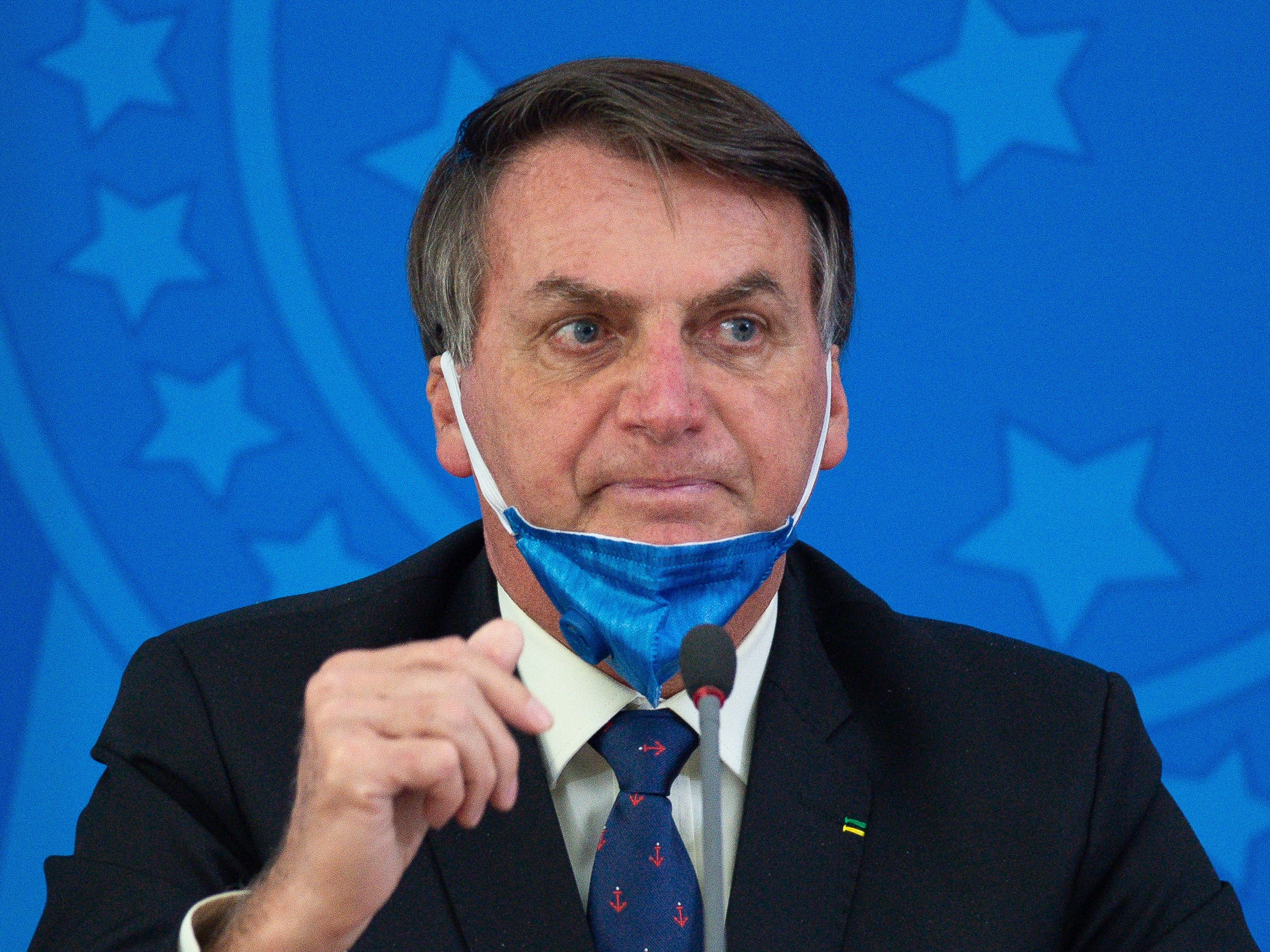 Governo usa Covid para ter mais poder e castrar transparência, diz jurista