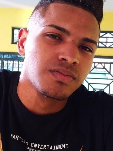 Matheus Silva, de 20 anos, morreu ao pilotar empilhadeira - Arquivo Pessoal
