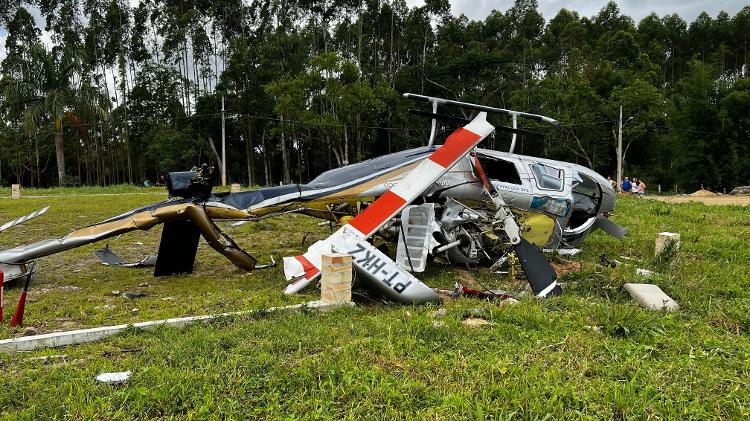 Helicóptero que caiu em Penha (SC) era usado para lazer. Área da queda fica próxima ao Beto Carrero World