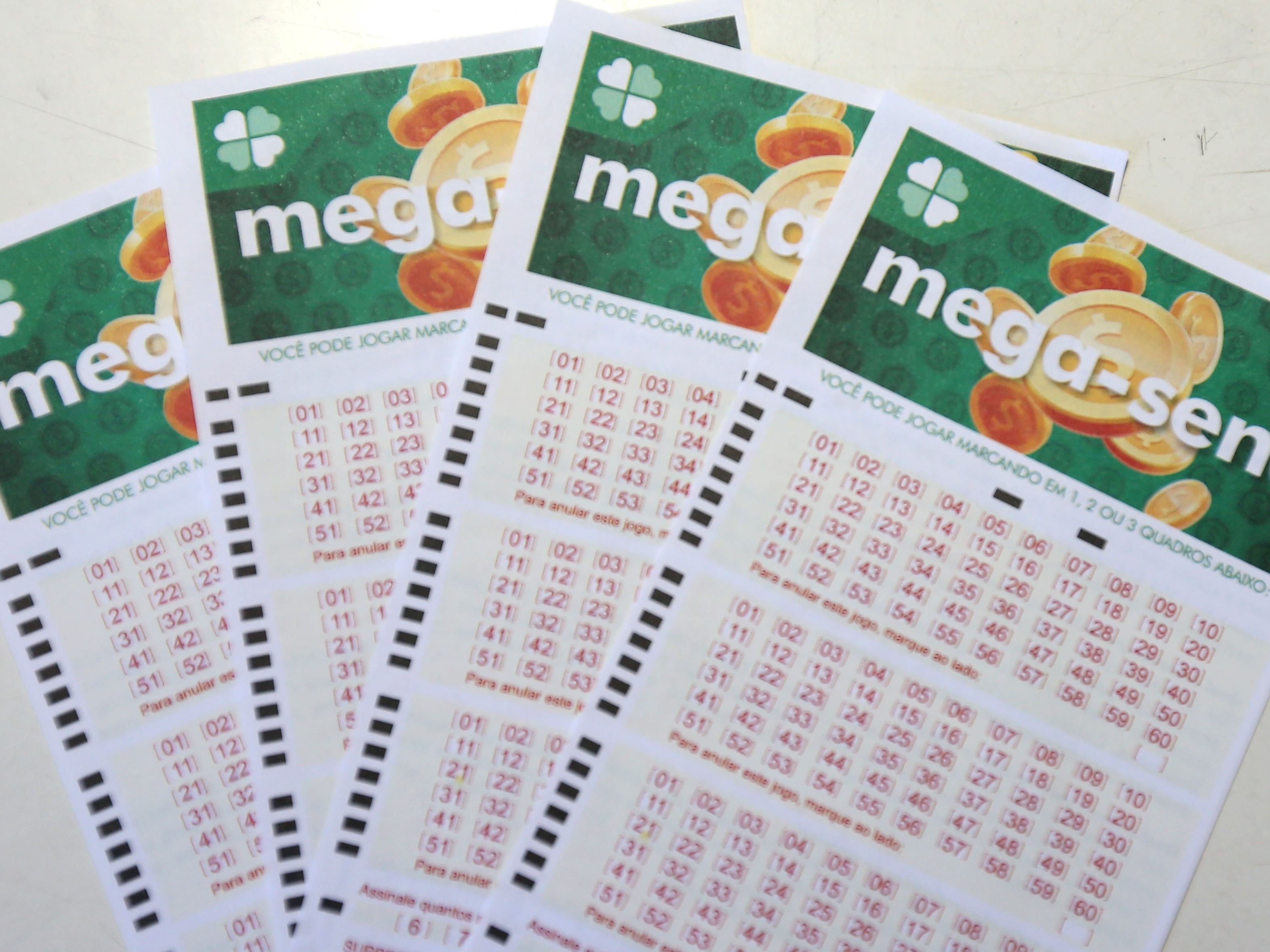 Mega-Sena 2614: 3 apostas cravam números e levam prêmio de R$ 22 mi