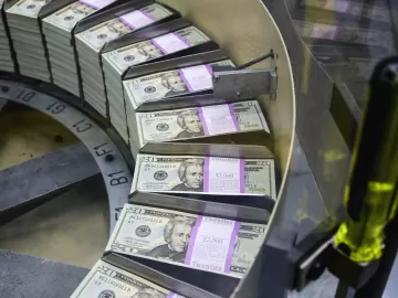 BC vende mais US$ 3 bilhões em nova intervenção para segurar o dólar