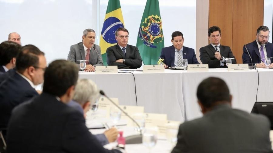 Em imagens da reunião, o então ministro Sergio Moro aparece com o semblante carregado - Marcos Corrêa / PR