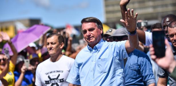 Presidente Jair Bolsonaro (PL) fez rápida aparição no ato em Brasília, onde cumprimentou apoiadores