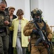 30.May.2022 - French Foreign Minister Catherine Colonna (centre) visits the city of Bucha in the Kyiv region - Dimitar Dilkoff/AFP