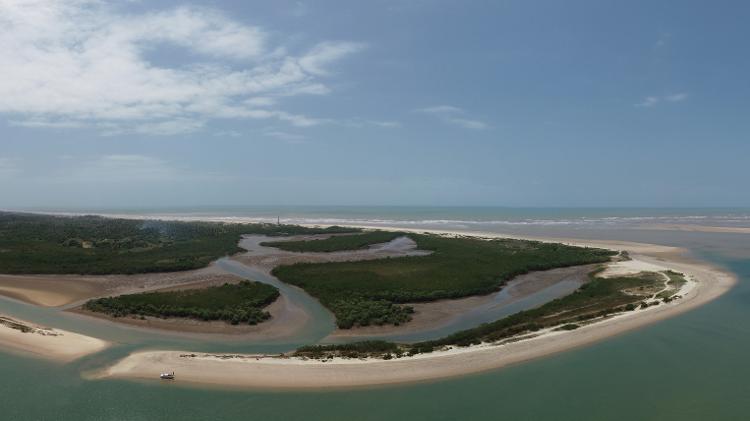 Praia do Viral, em Aracaju