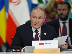 Putin diz que Oriente Médio está à beira de uma guerra total