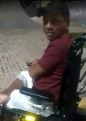 Deficiente físico foi agredido e ainda teve cadeira de rodas roubada em assalto - Arquivo Pessoal