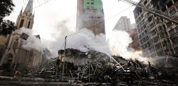 Vítimas moravam em prédio que desabou em maio deste ano - Marcelo Justo/UOL