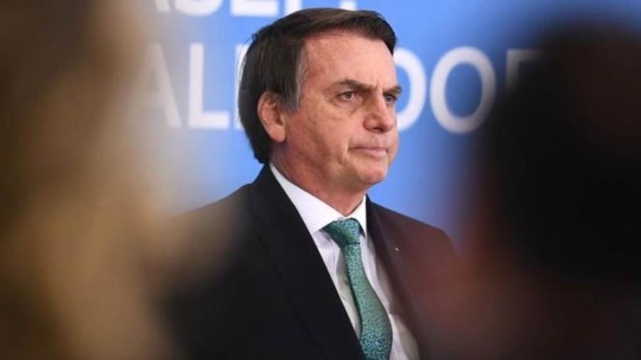 Presidente Jair Bolsonaro defendeu o fim da obrigatoriedade de aulas teórias e práticas para tirar a CNH - Evaristo Sá/AFP