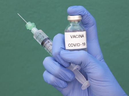 Saúde prevê campanha de conscientização da vacina contra covid em 2020